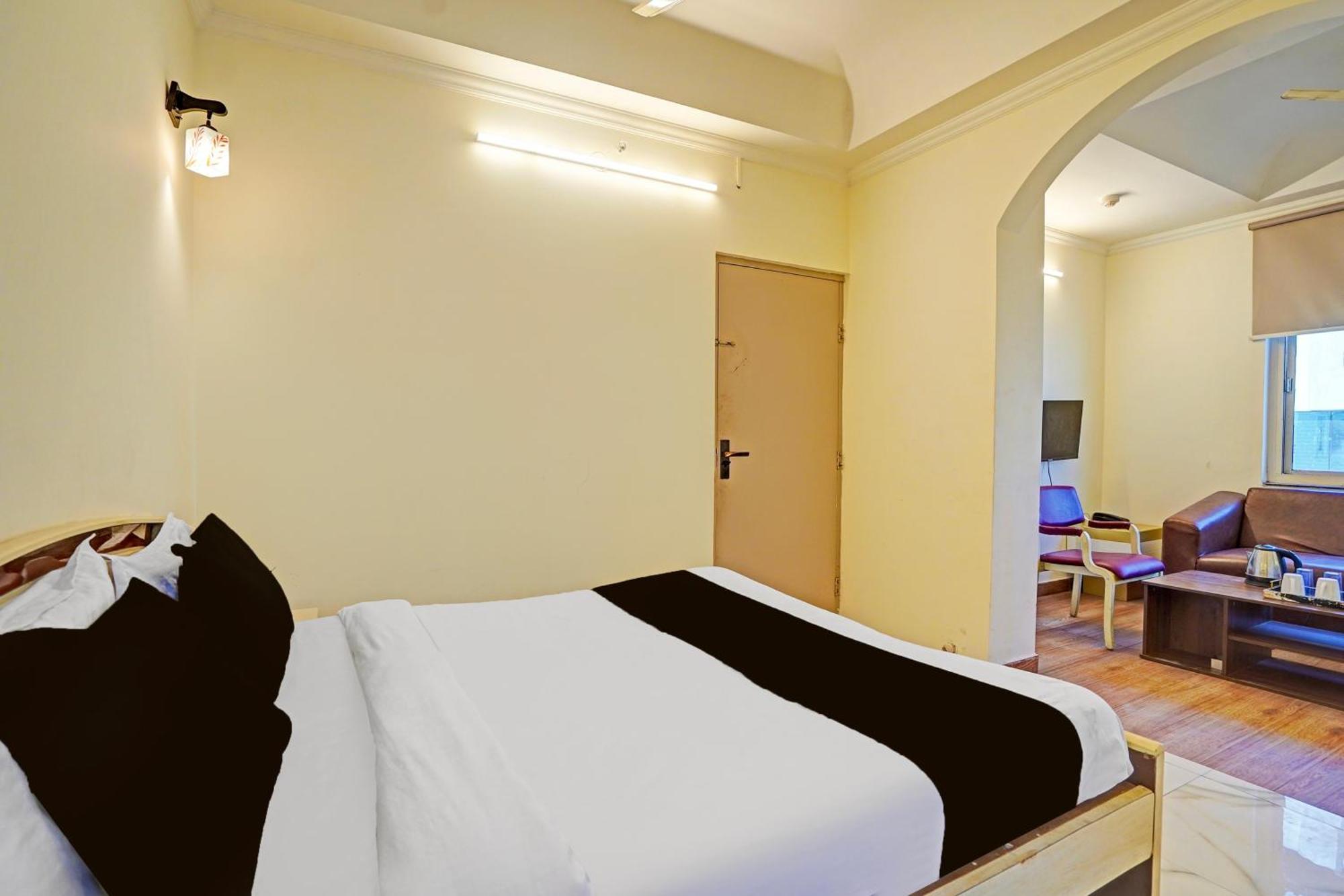Townhouse Oak Nirman Nagar Mansarovar جايبور المظهر الخارجي الصورة